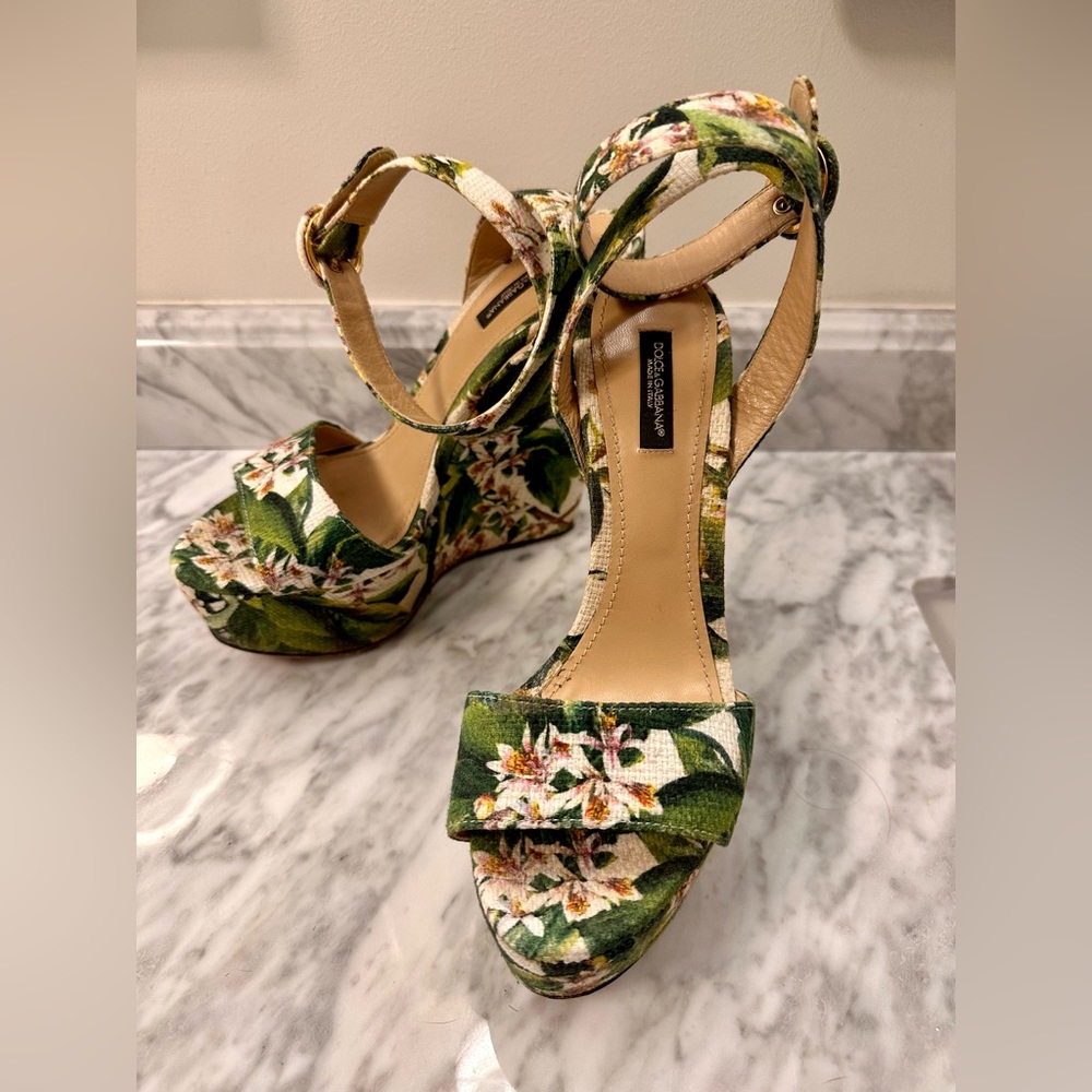 Dolce & Gabbana BIANCA Floral Printed Fabric Platform Wedge Sandals 36.5